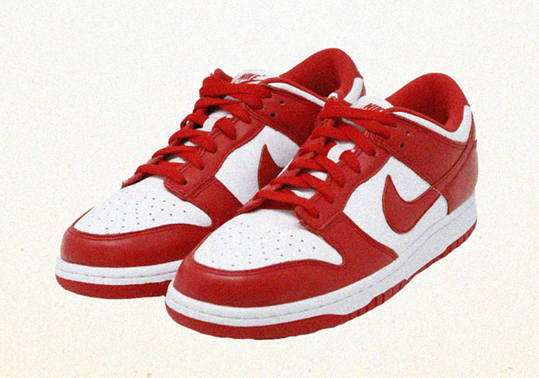 red nike dunk low