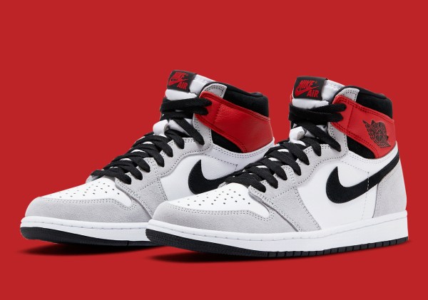 Air Jordan 1 High OG Smoke Grey 555088-126 | SneakerNews.com