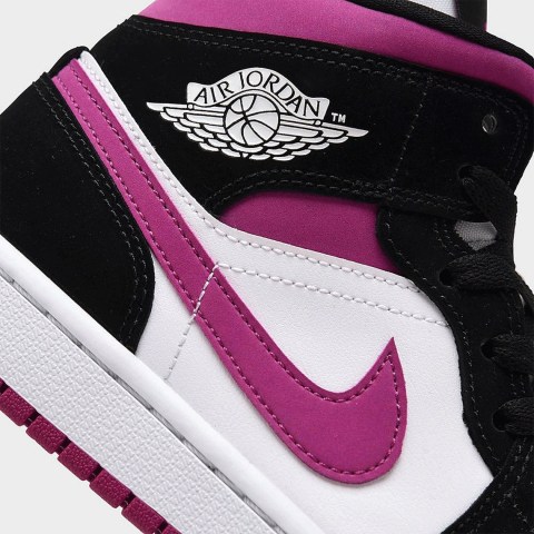 Air Jordan 1 Mid WMNS Magenta BQ6472-005 | SneakerNews.com