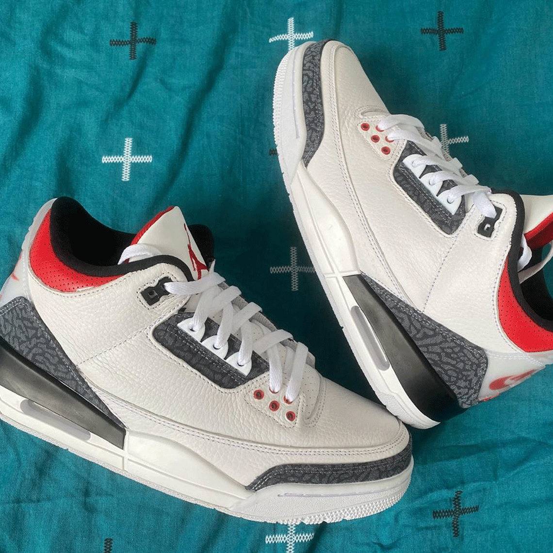 Rumour Air Jordan 3 "Fire Red Denim" With Translucent Heel Out August