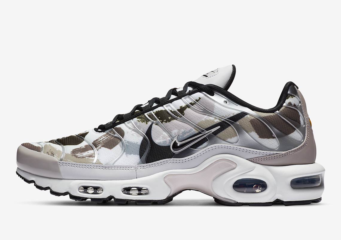 Nike Covers The Air Max Plus With Brushstroke Graphics