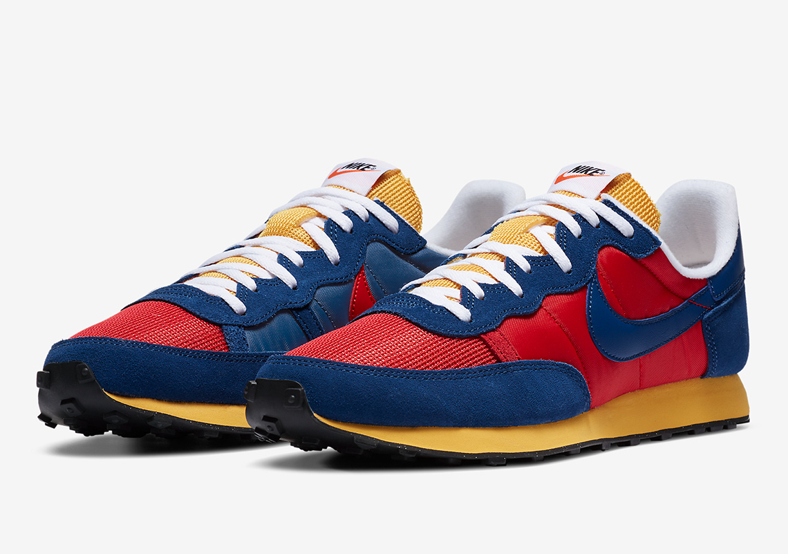 Nike Injects Vintage Yellowing To The Challenger OG