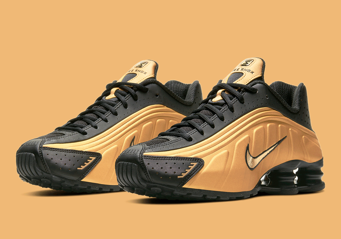 Nike Shox R4 Black Gold 104265-702 | SneakerNews.com