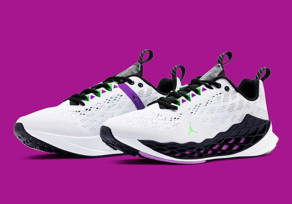 The Jordan Zoom Trunner Advance "Vivid Purple" Is Available Now