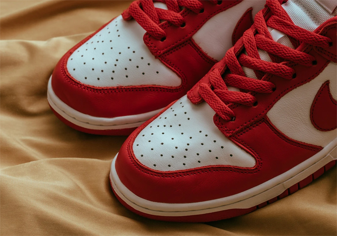 nike dunk low university red 4