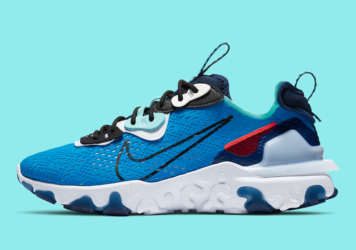 blue nike react