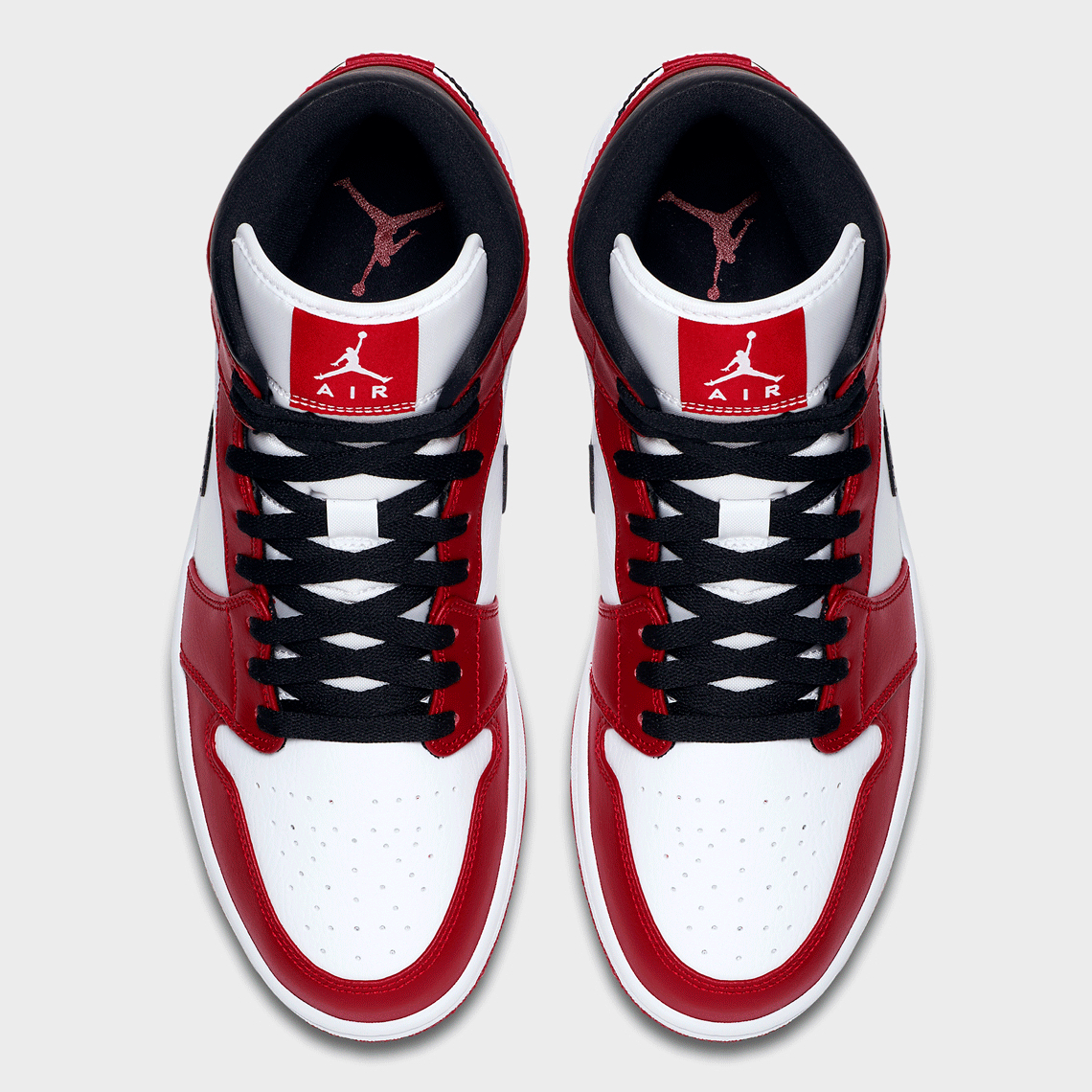 nike jordan 1 chicago mid