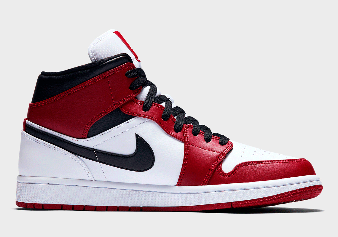 jordan 1s chicago mids