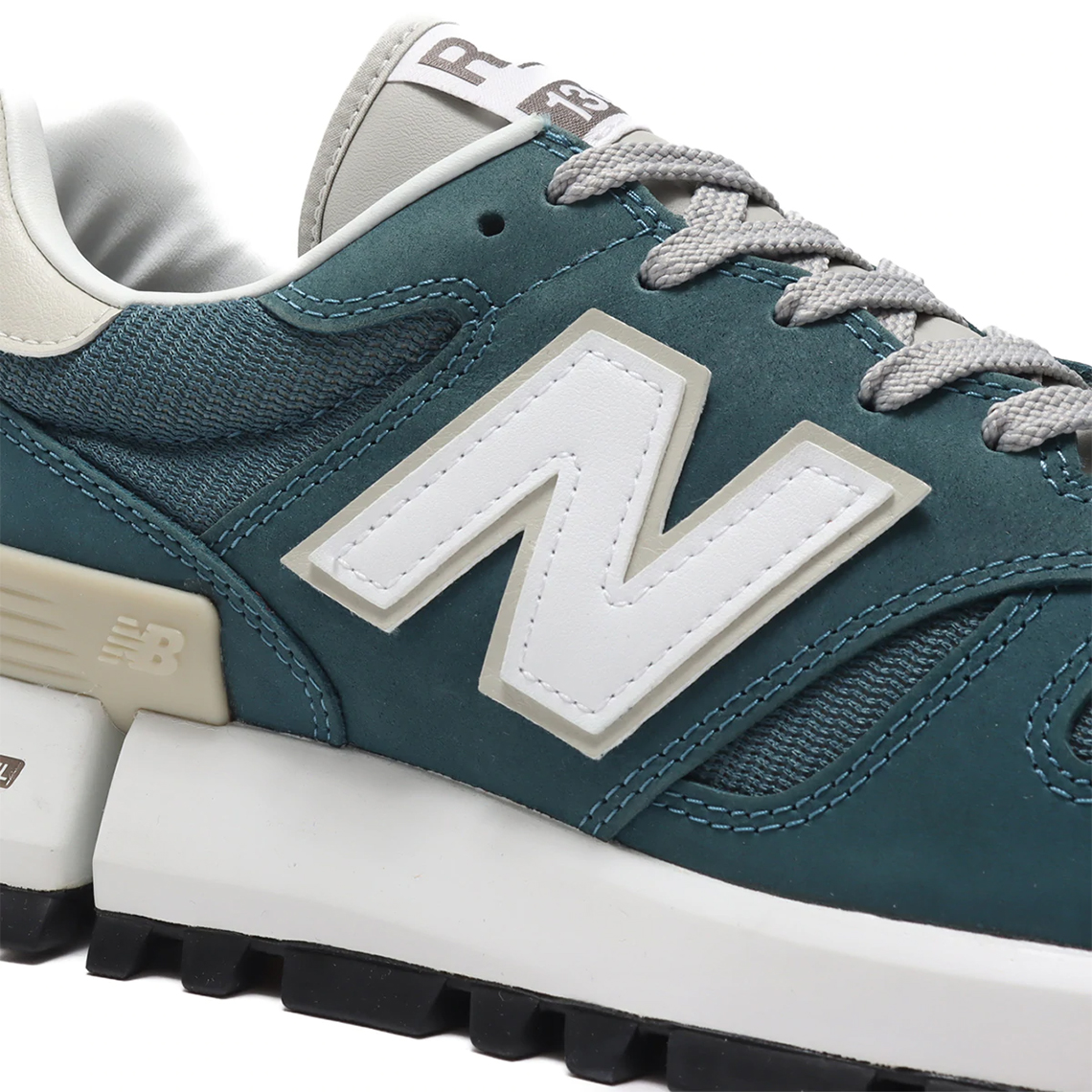 New Balance R_C 1300 Tokyo Studio Teal | SneakerNews.com