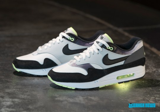 Nike And Foot Locker Add Two Early Air Max Classics To The “Remix” Pack