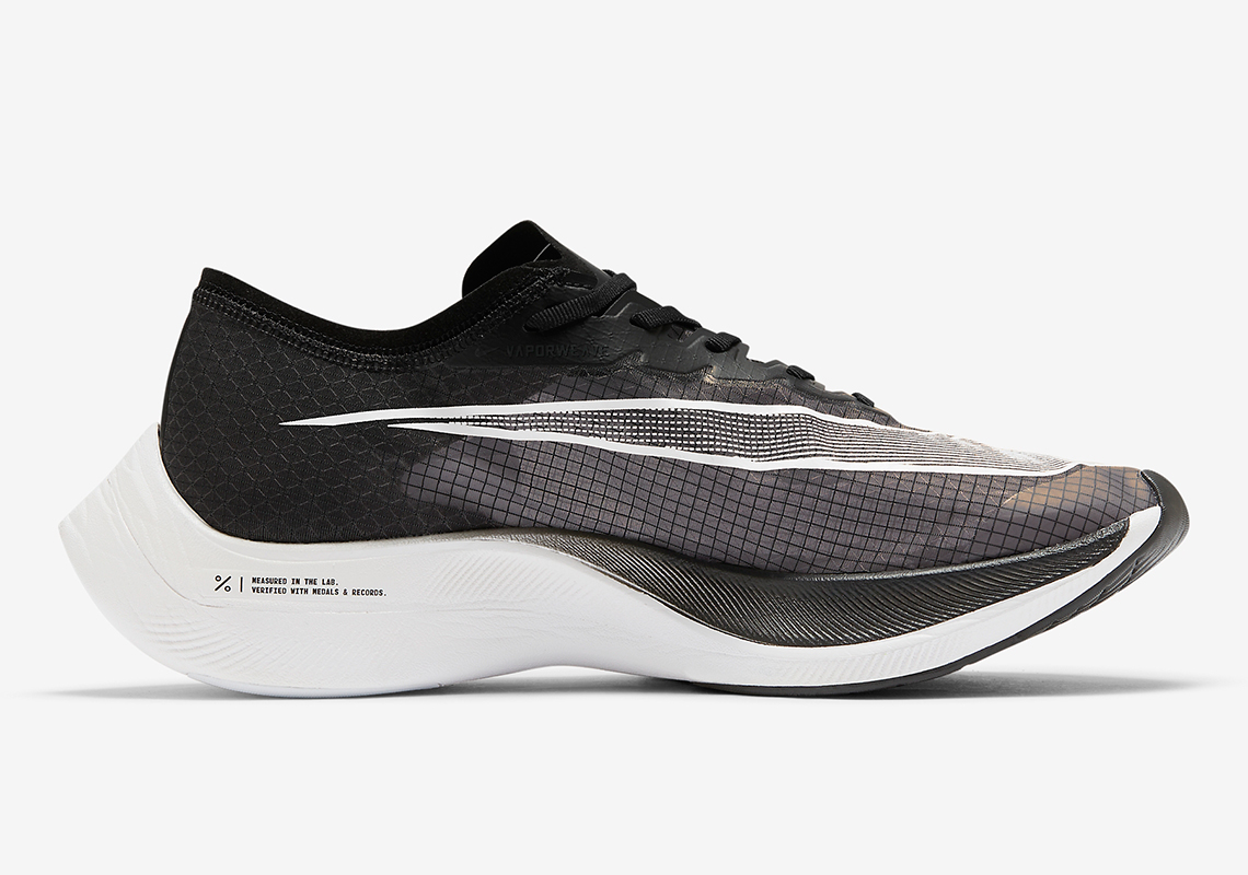 Nike VaporFly NEXT% Black White AO4568 