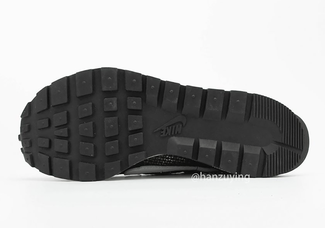 Sacai Nike Vapor Waffle Black Cv1363 001 1