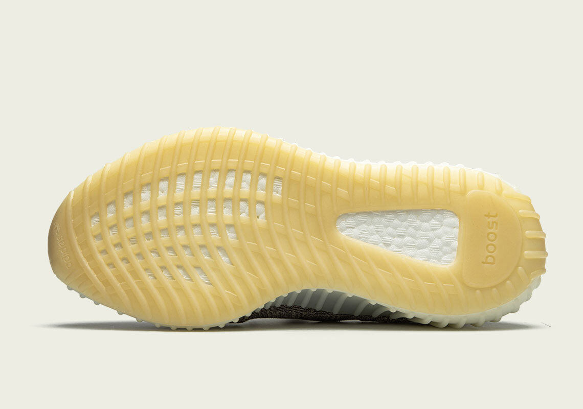 yeezy 350 v2 zyon release date