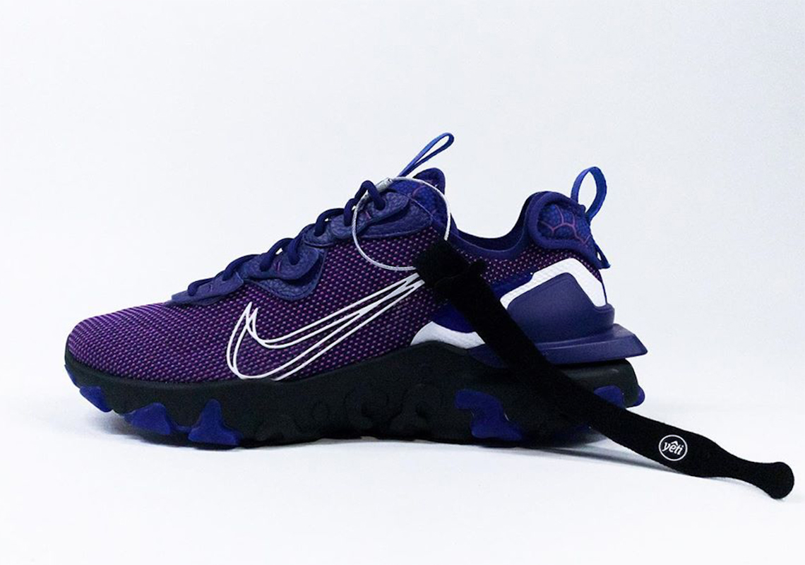 Yeti Out Nike React Vision Purple 3