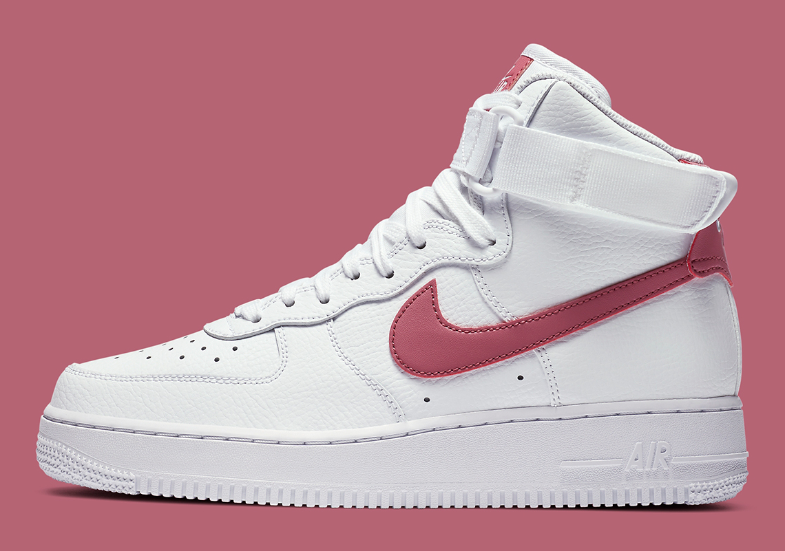 Nike Air Force 1 07 Trainers White Ghost Desert Berry 