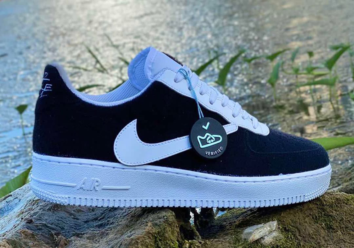 Nike Air Force 1 Low velcro