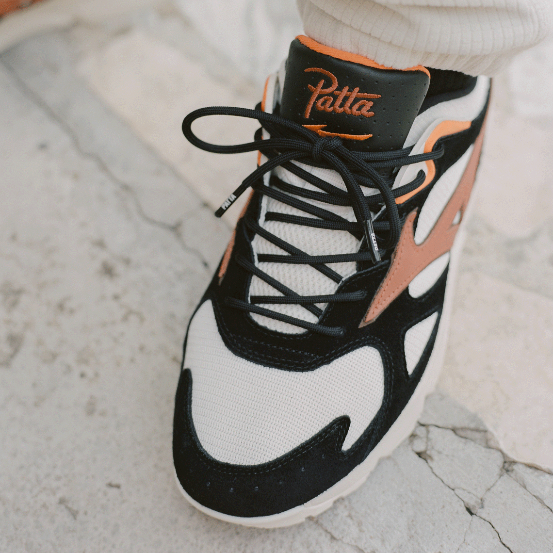 Patta Mizuno Sky Medal Kazoku Release Date | SneakerNews.com