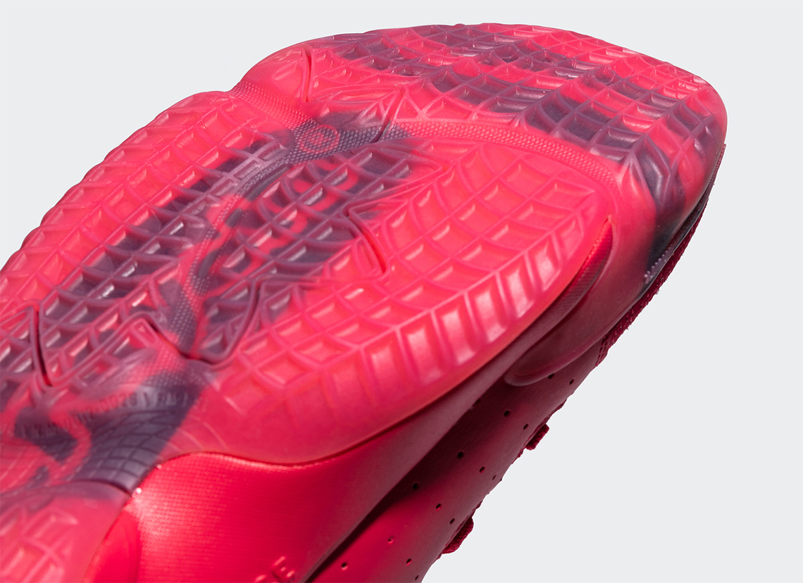 donovan mitchell shoes crayola