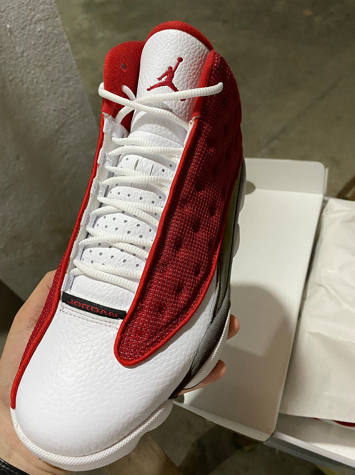 13s red