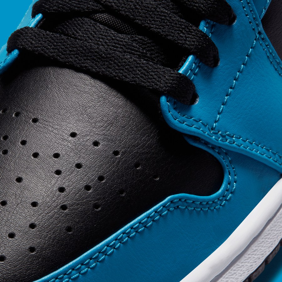 Air Jordan 1 Low Laser Blue Black 553558-410 | SneakerNews.com