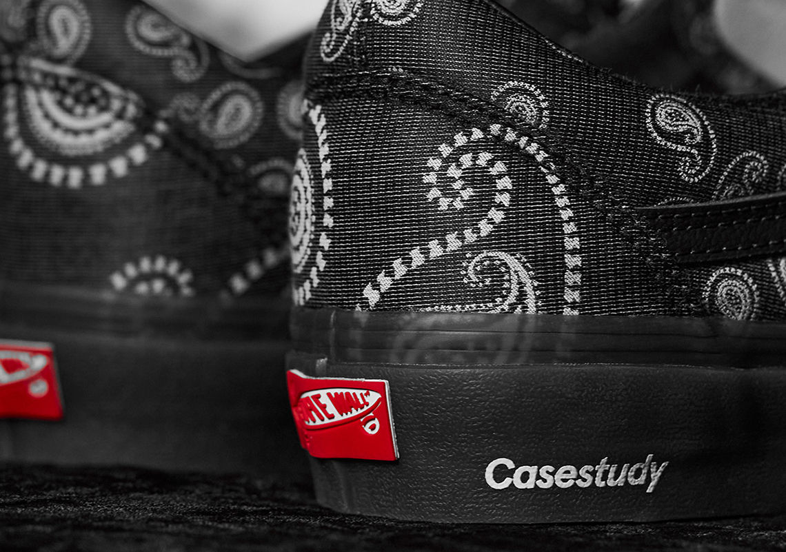 Casestudy Vans Old Skool Red Black Release Date | SneakerNews.com