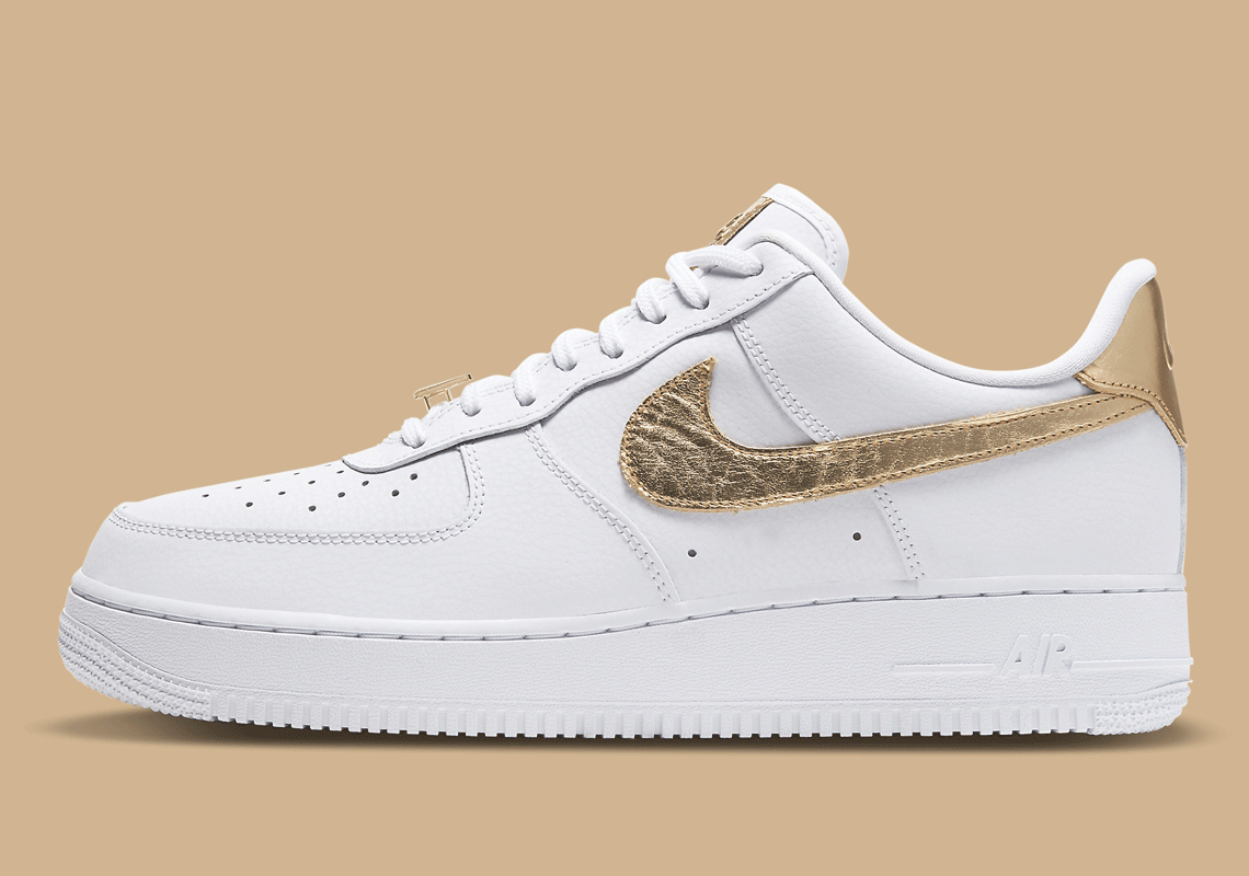 air force 1 white with gold