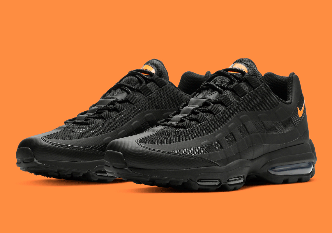 The Nike Air Max 95 Ultra Approaches Spooky Halloween Vibes