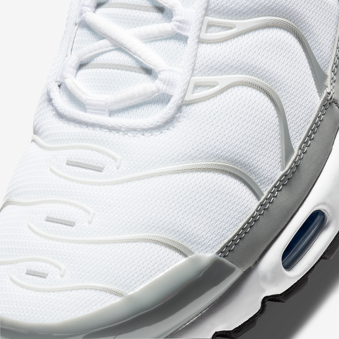 Nike Air Max Plus Laser Blue DC0956-100 Release Info | SneakerNews.com