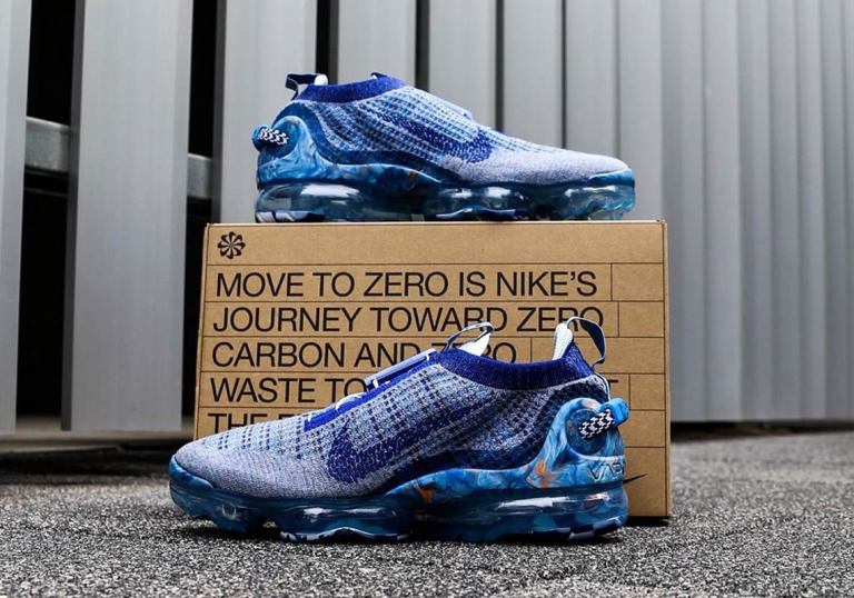 Nike‎ Air VaporMax 2020 Flyknit Men’s 10.5 Blue Void/Multicolor CT1823-400 Shop Nike Air VaporMax 2020 Flyknit Men main image 2