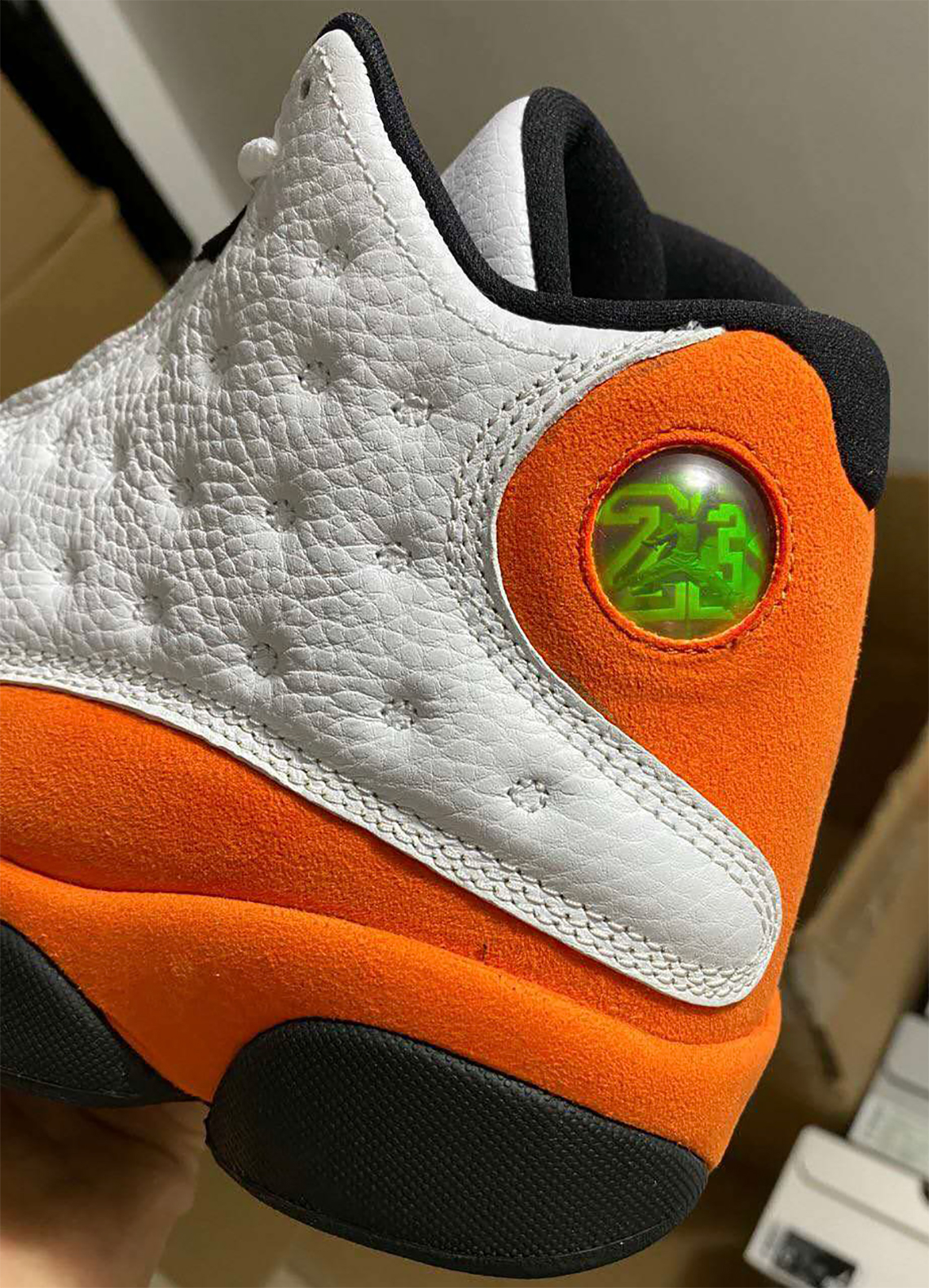 Nike WMNS Air Jordan 1 Retro High Satin Black Toe 24cm Starfish Orange 414571 108 3