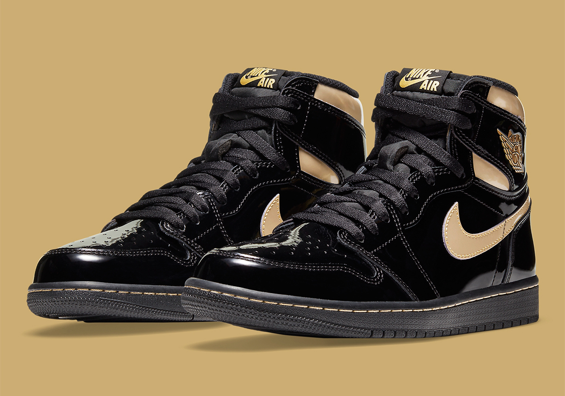 nike jordans black and gold