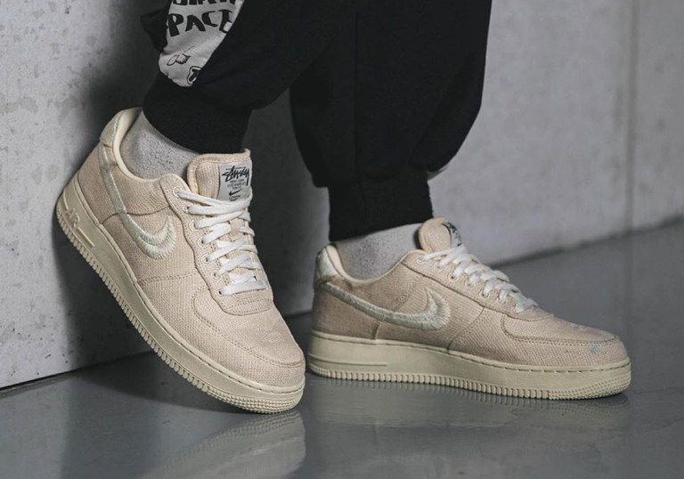 stussy-nike-air-force-1-fossil  display picture 1
