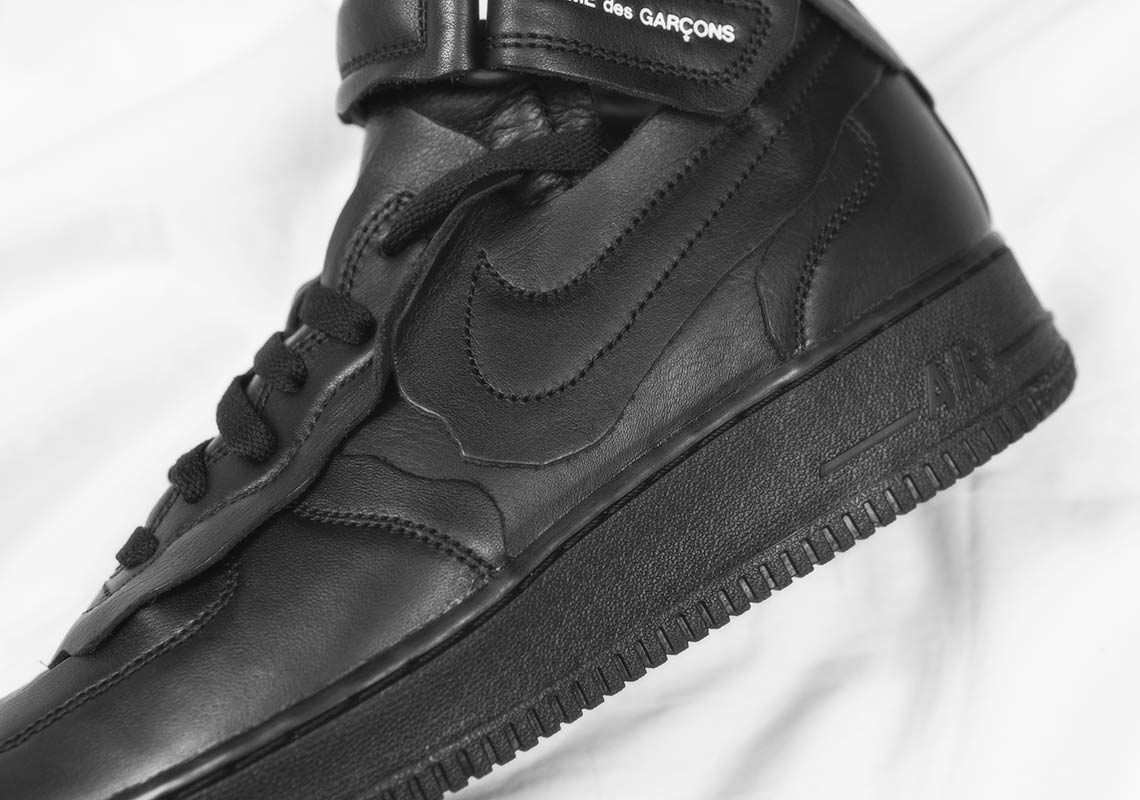 COMME des GARCONS Nike Air Force 1 Mid This 3