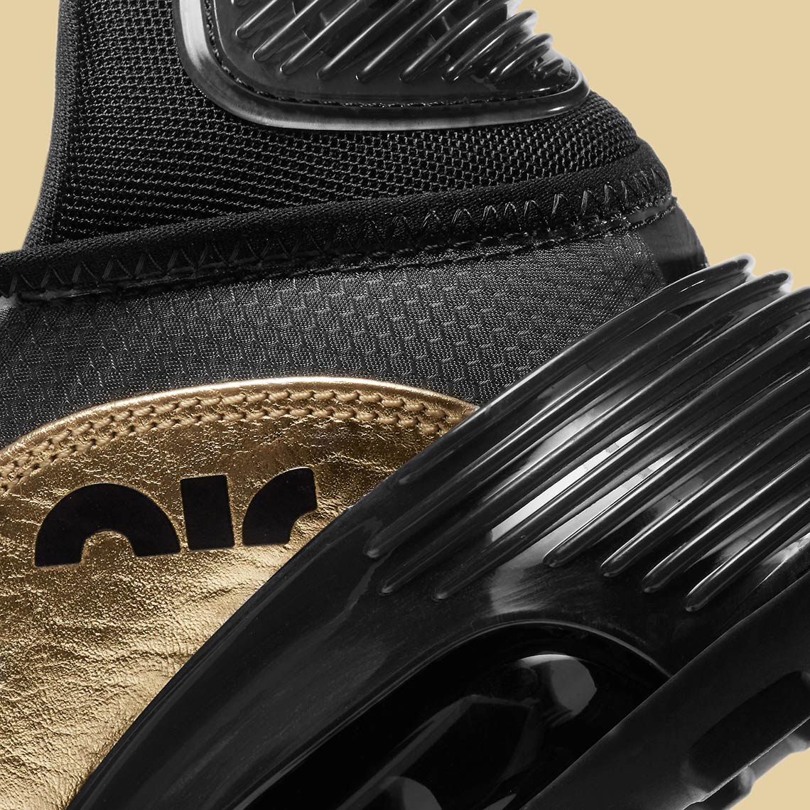 Nike Air Max 2090 Metallic Gold DC2191-001 Release Date | SneakerNews.com