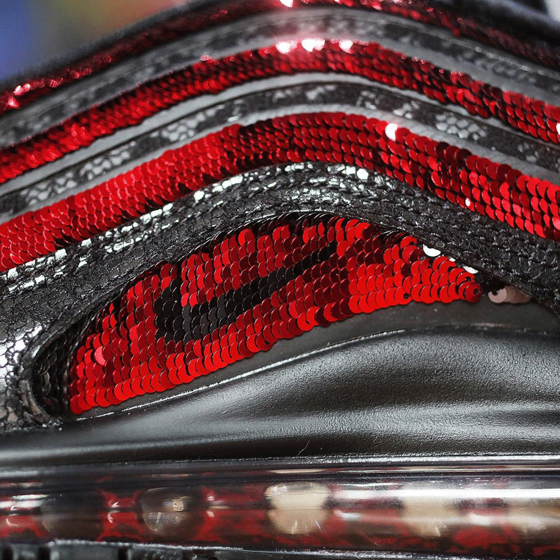 nike-air-max-97-sequin-black-red side close up