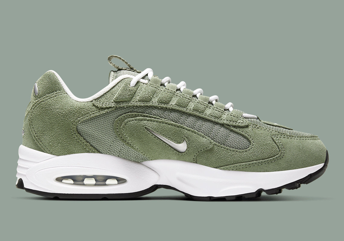 air max triax sage green