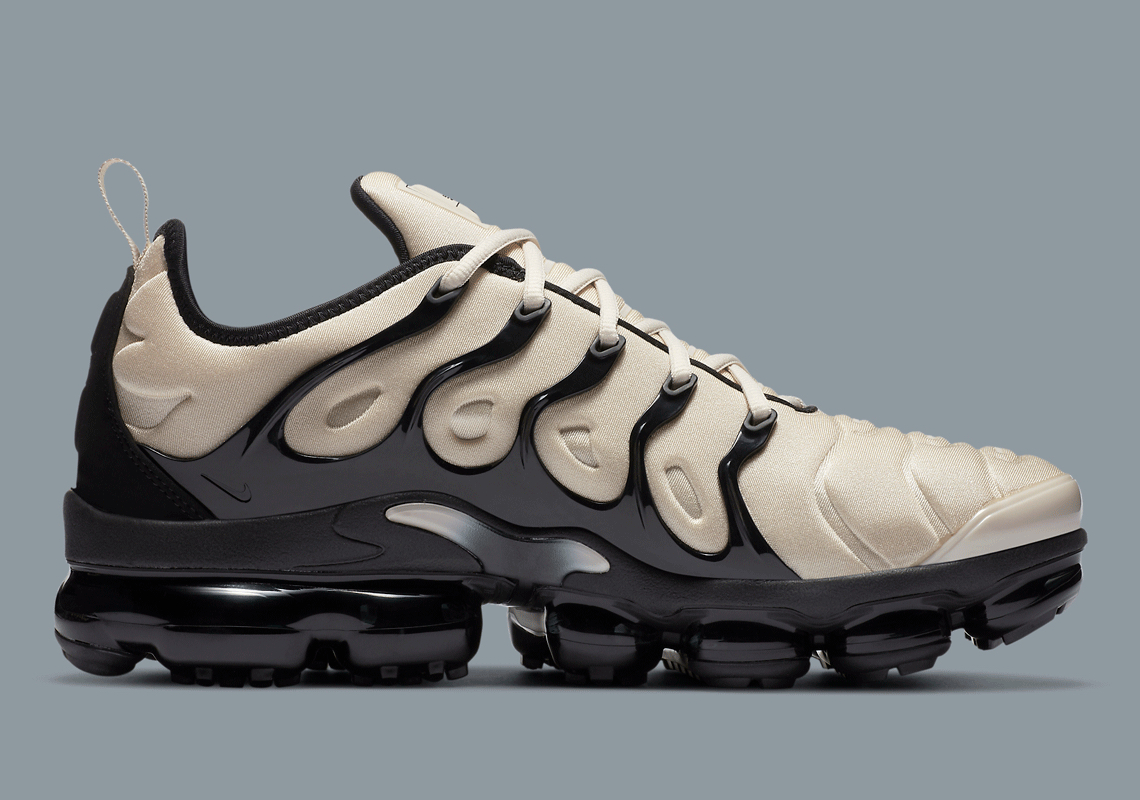 cream and black vapormax plus