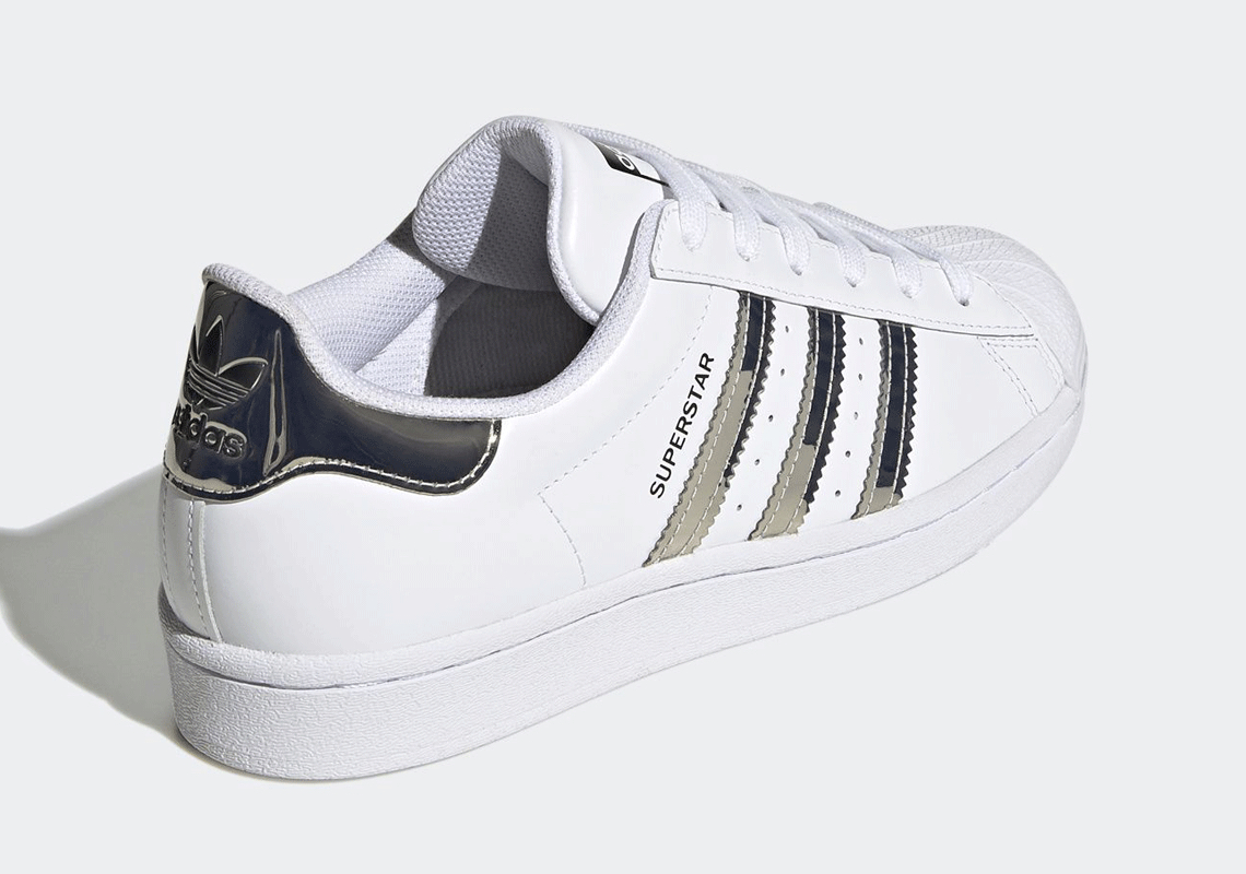 aspect Ambacht poort adidas Superstar White SIlver Womens FW3915 | SneakerNews.com