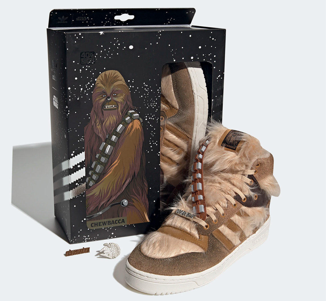 conveniencia Espinas Compadecerse Chewbacca adidas Rivalry Hi FX9290 - Release Info | SneakerNews.com