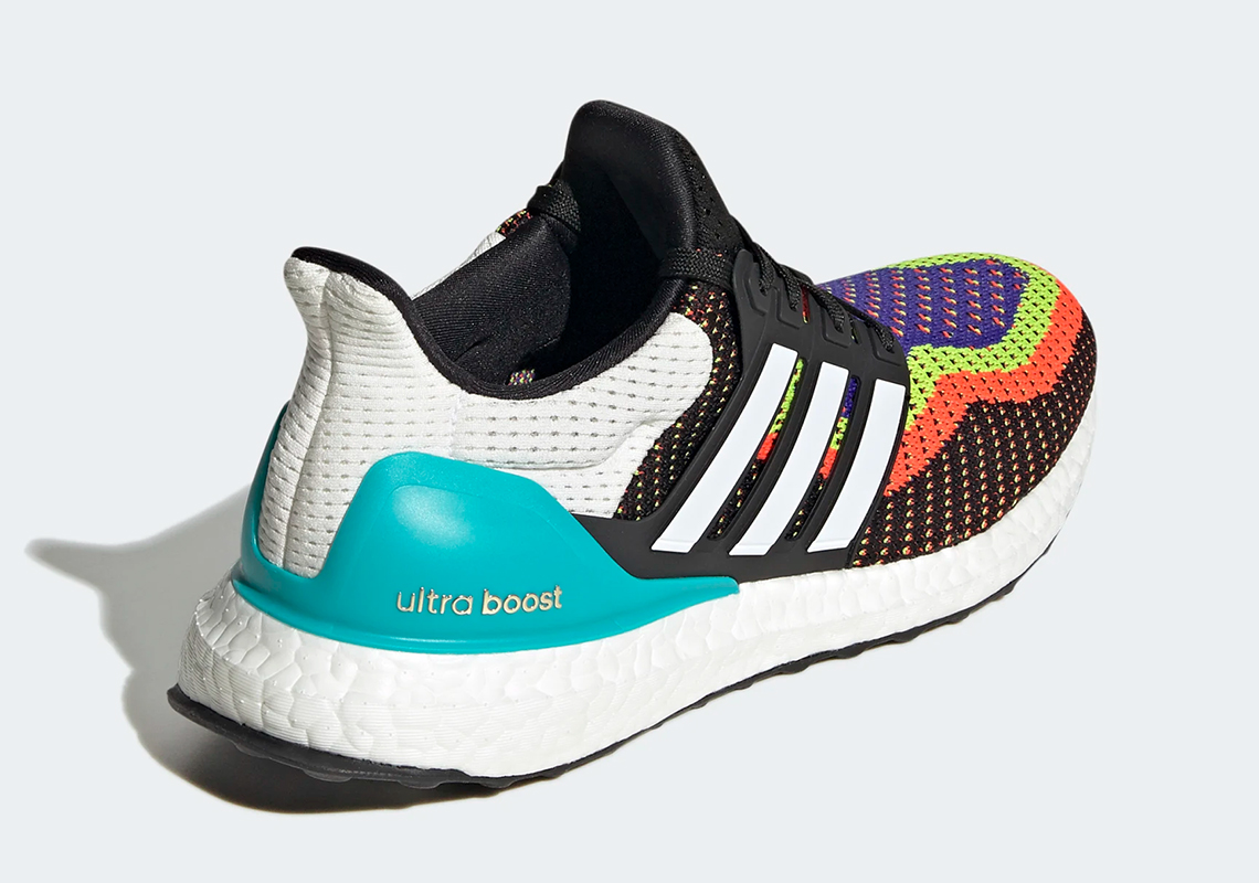 Adidas Ultra Boost Core Black Cloud White Solar Red Fw8709 3