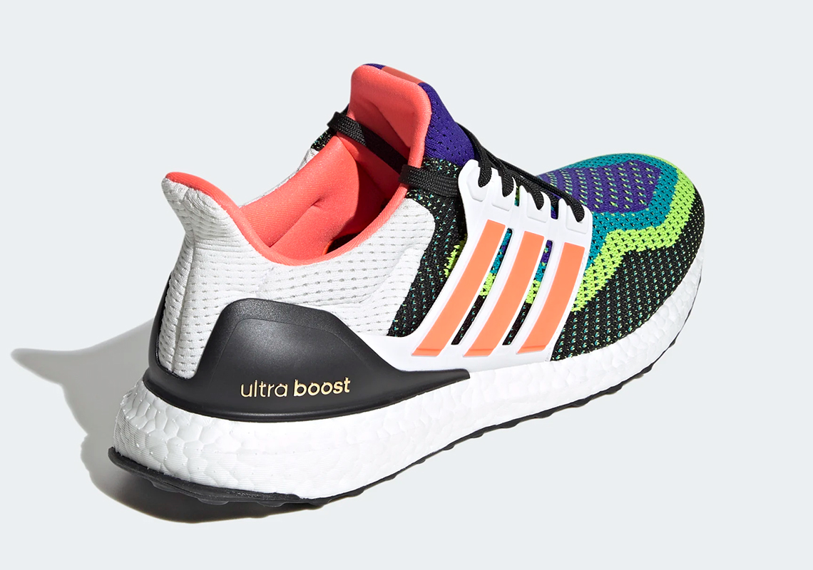 Adidas Ultra Boost Dna Core Black Solar Red Cloud White Fw8710 3