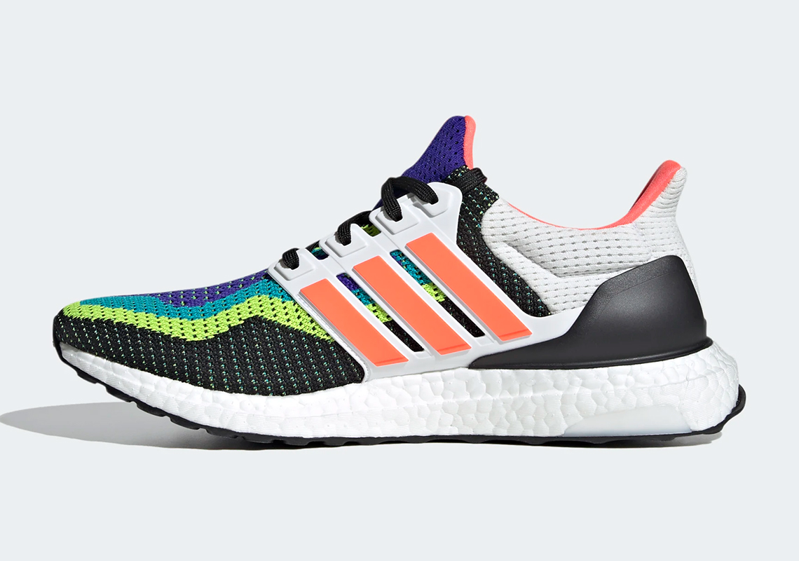 Adidas Ultra Boost Dna Core Black Solar Red Cloud White Fw8710 4