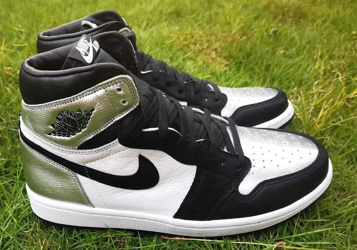 First Look At The Air Jordan 1 Retro High OG “Silver Toe”