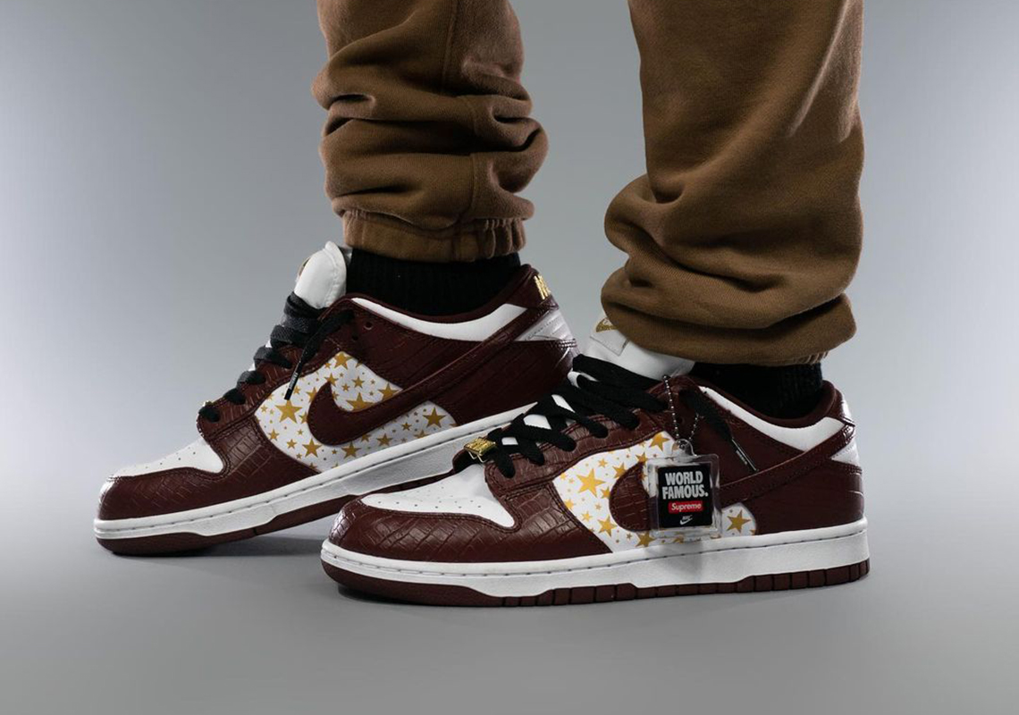 Supreme Nike SB Dunk Low Barkroot Brown DH3228-103 Photos