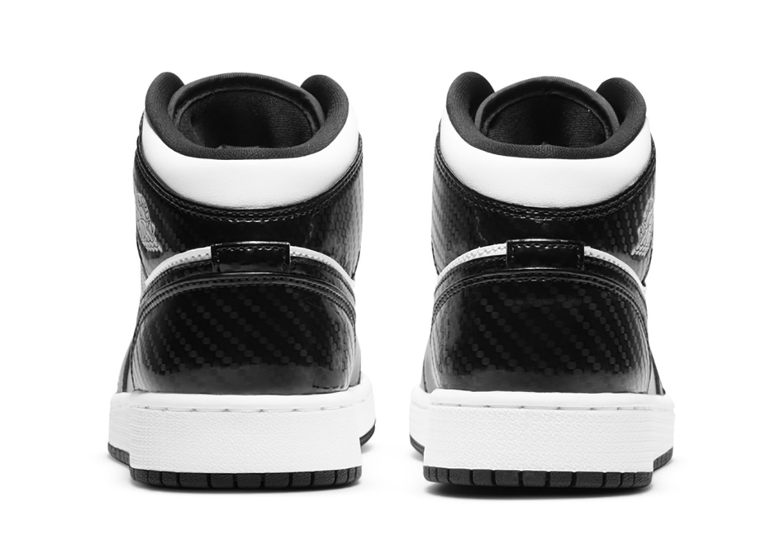 Air Jordan 1 Mid Gs Black White Carbon Fiber 5