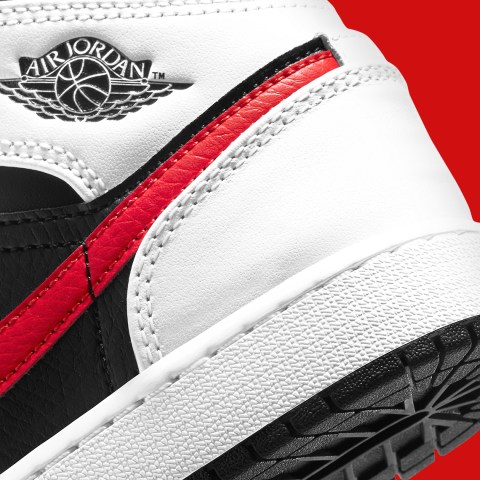 Air Jordan 1 Mid GS Chile Red 554725-075 | SneakerNews.com