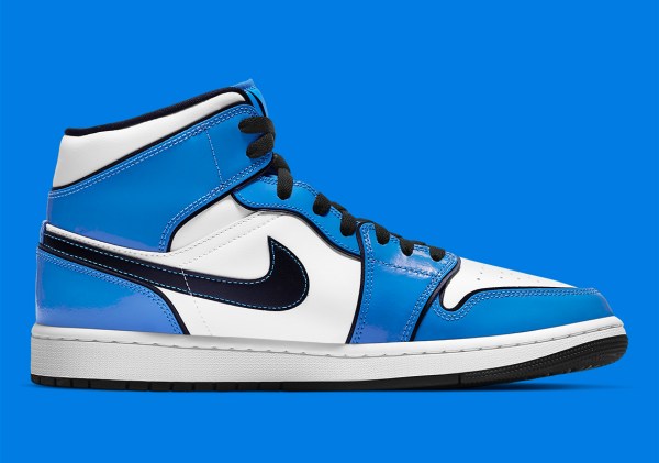 Air Jordan 1 Mid Signal Blue DD6834-402 Release | SneakerNews.com