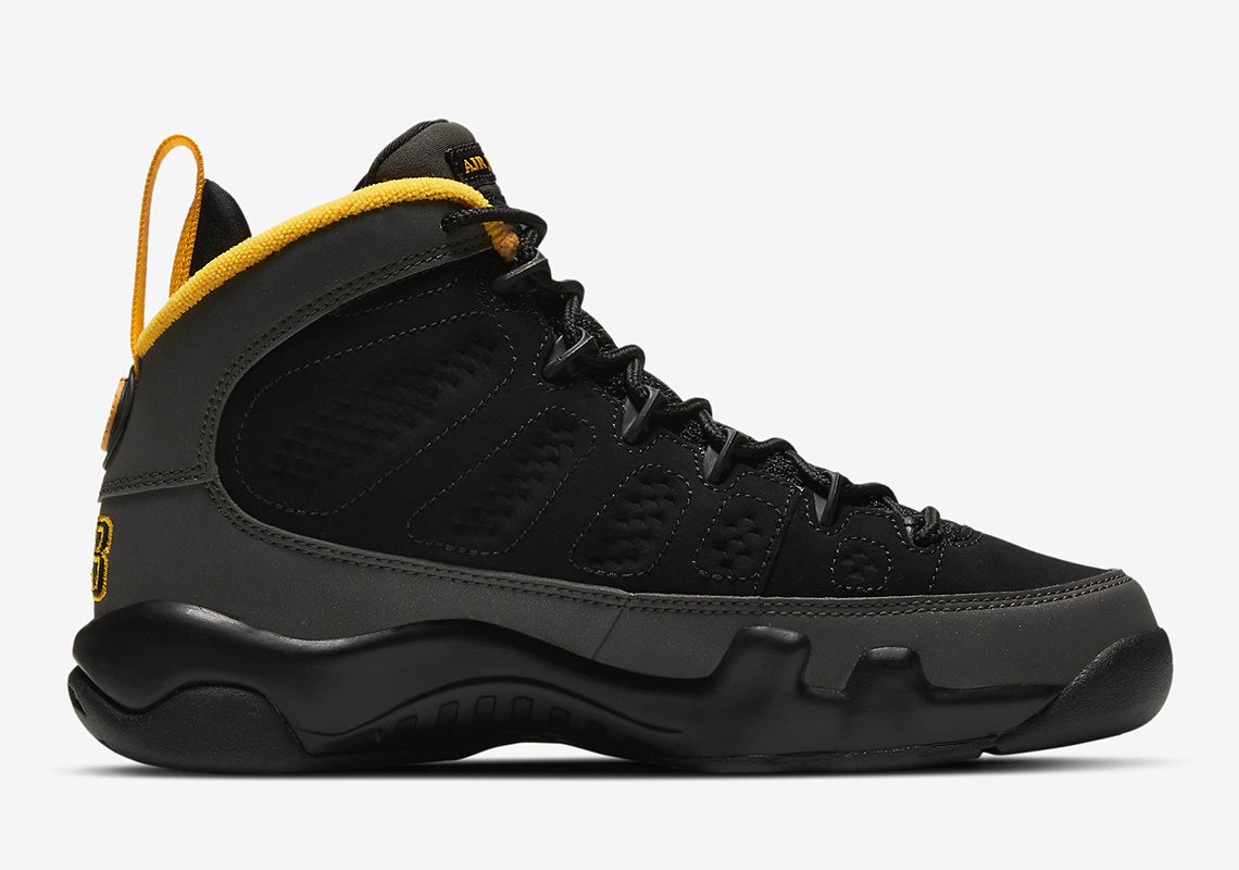 black and gold 9s