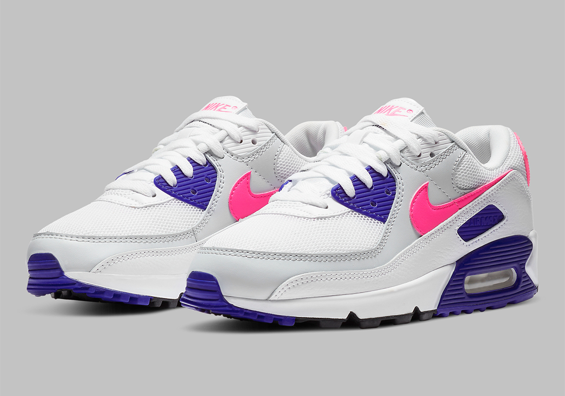 pink and purple air max 2015