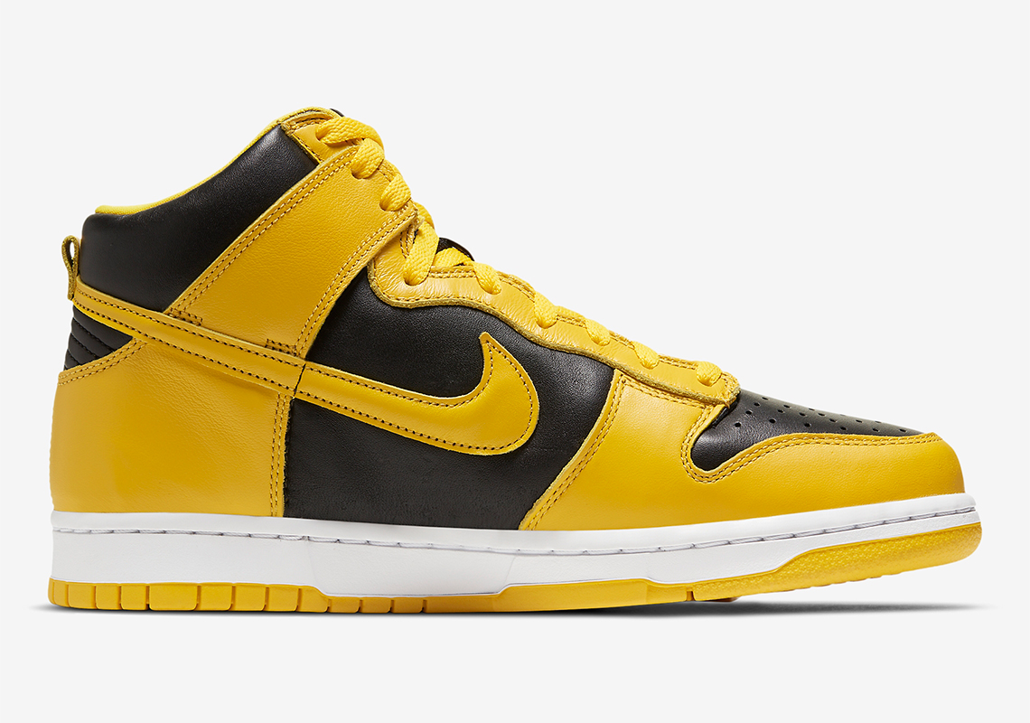 nike dunk high sp varsity maize black CZ8149 002 3